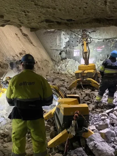 demolicion-robotica-equipos-operados-suelo demolicion-robotica-equipos-operados-suelo