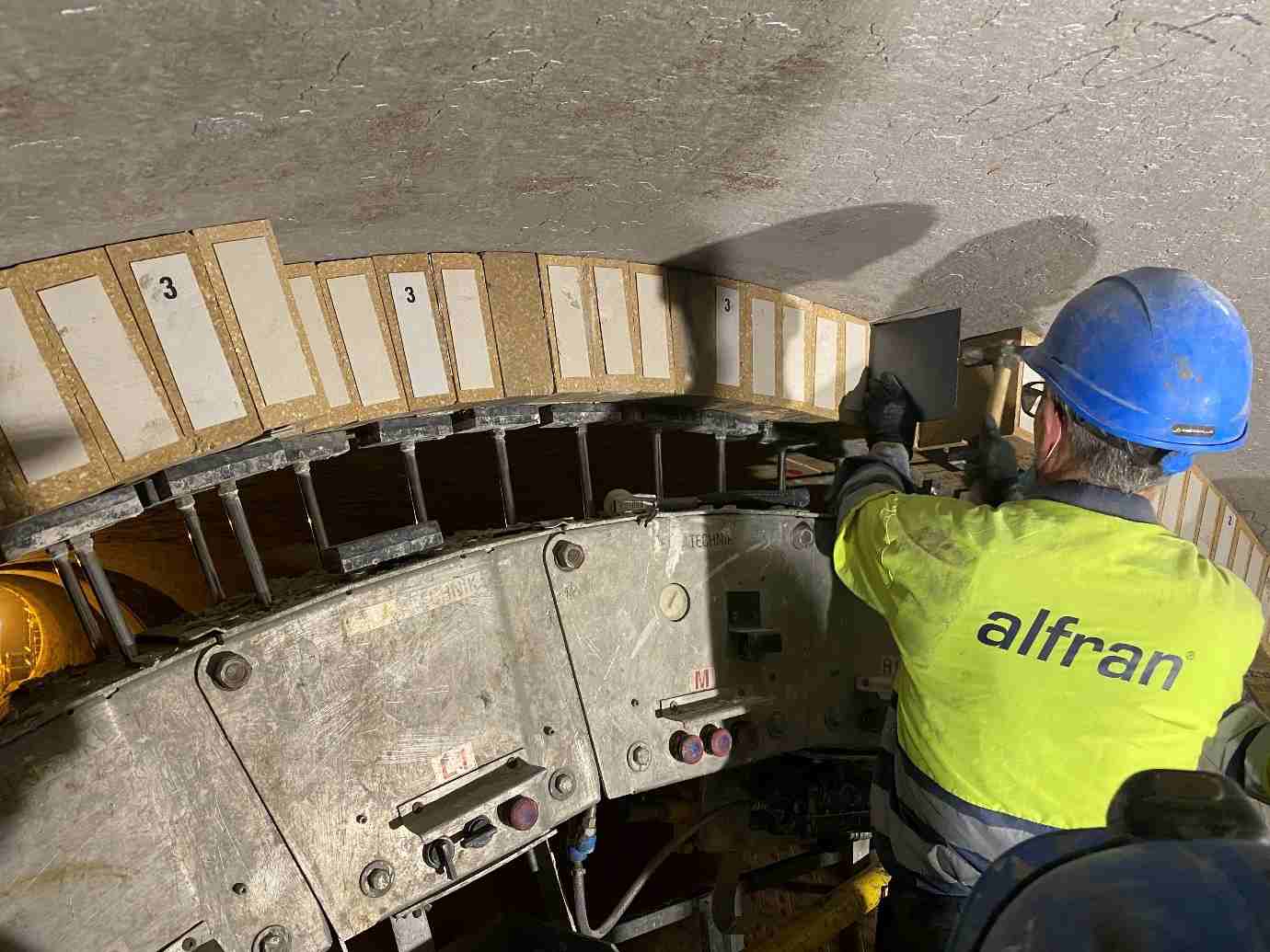 Aplicación ladrillos refractarios